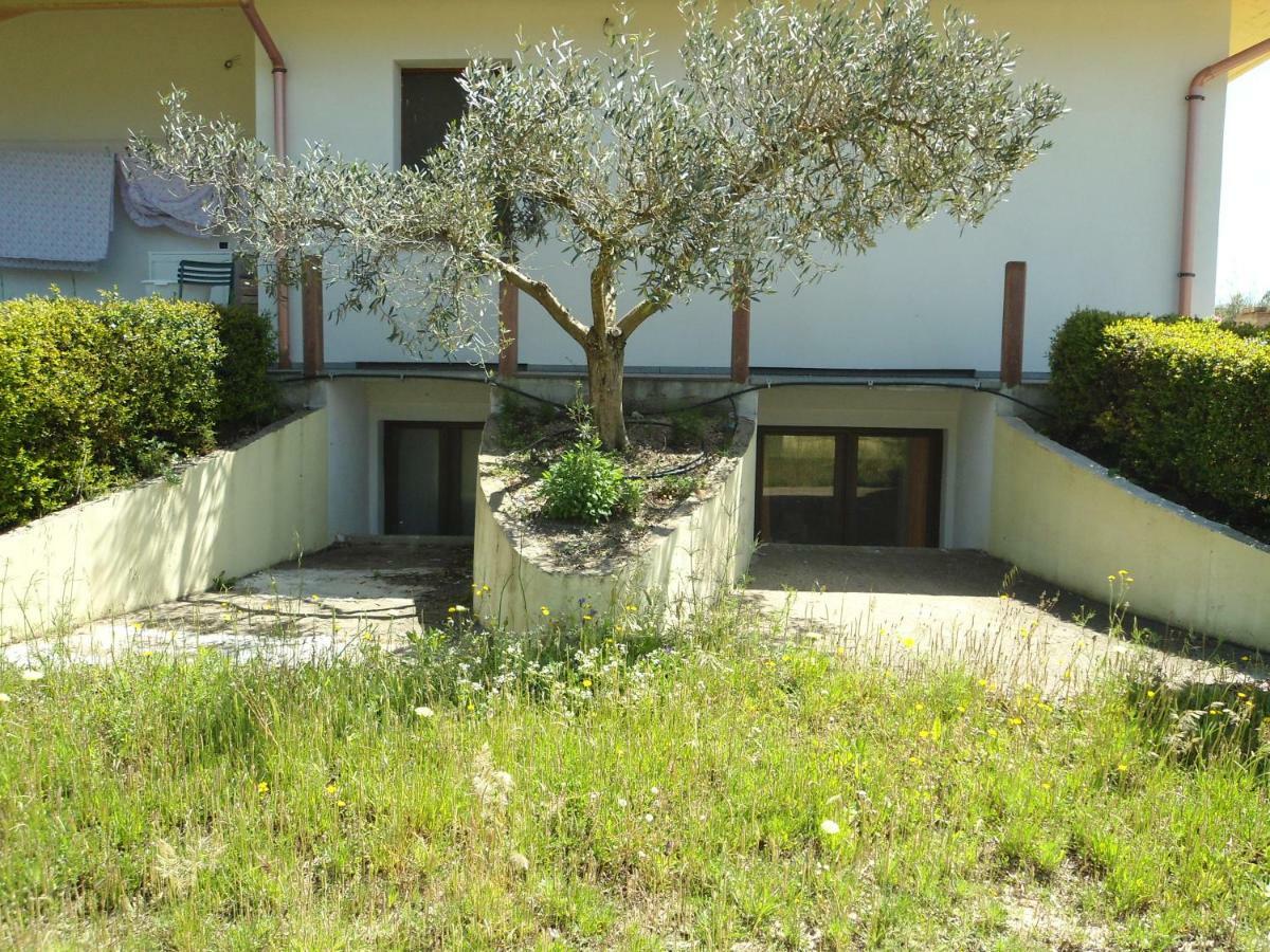 Tra Mare E Monti Santa Giusta Exterior foto
